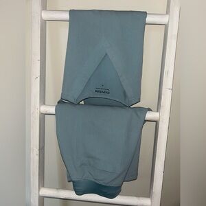 Mandala Women's Teal Scrub Set